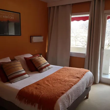 Hotel Logis Hotel-restaurant Le Tanargue 3*