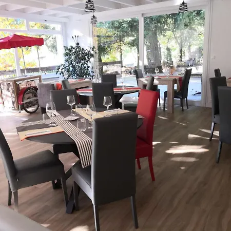 Logis Hotel-restaurant Le Tanargue 3*