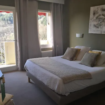 Logis Hotel-restaurant Le Tanargue ホテル